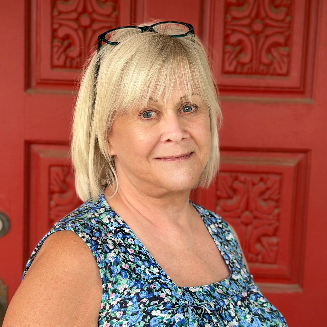 Debbie DEBBIE GRANIS